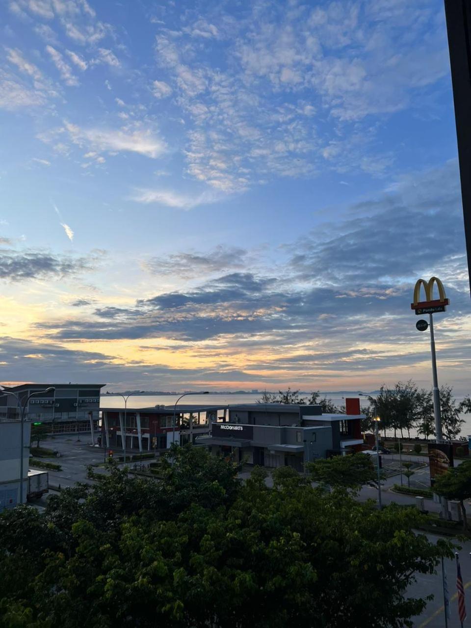 D'Wharf Hotel & Serviced Residence Port Dickson Exterior photo
