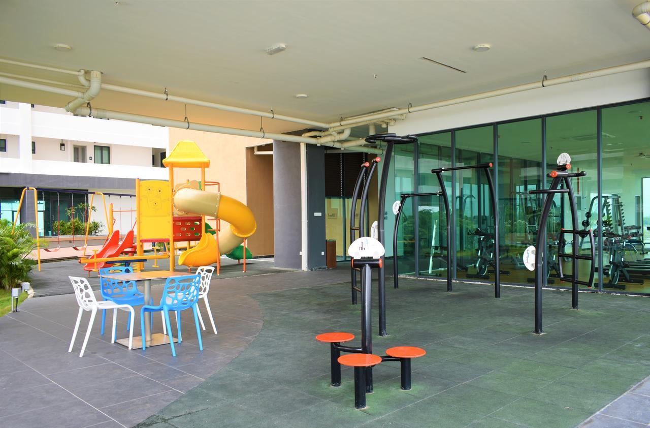 D'Wharf Hotel & Serviced Residence Port Dickson Exterior photo
